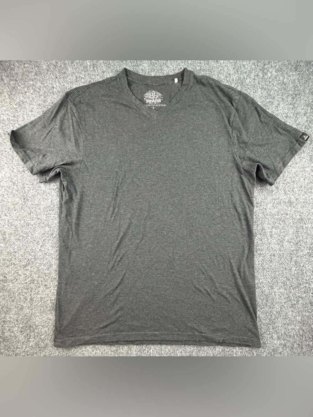 prAna Men's V-Neck T-Shirt Large Black Gray Stripe Short Sleeve Logo